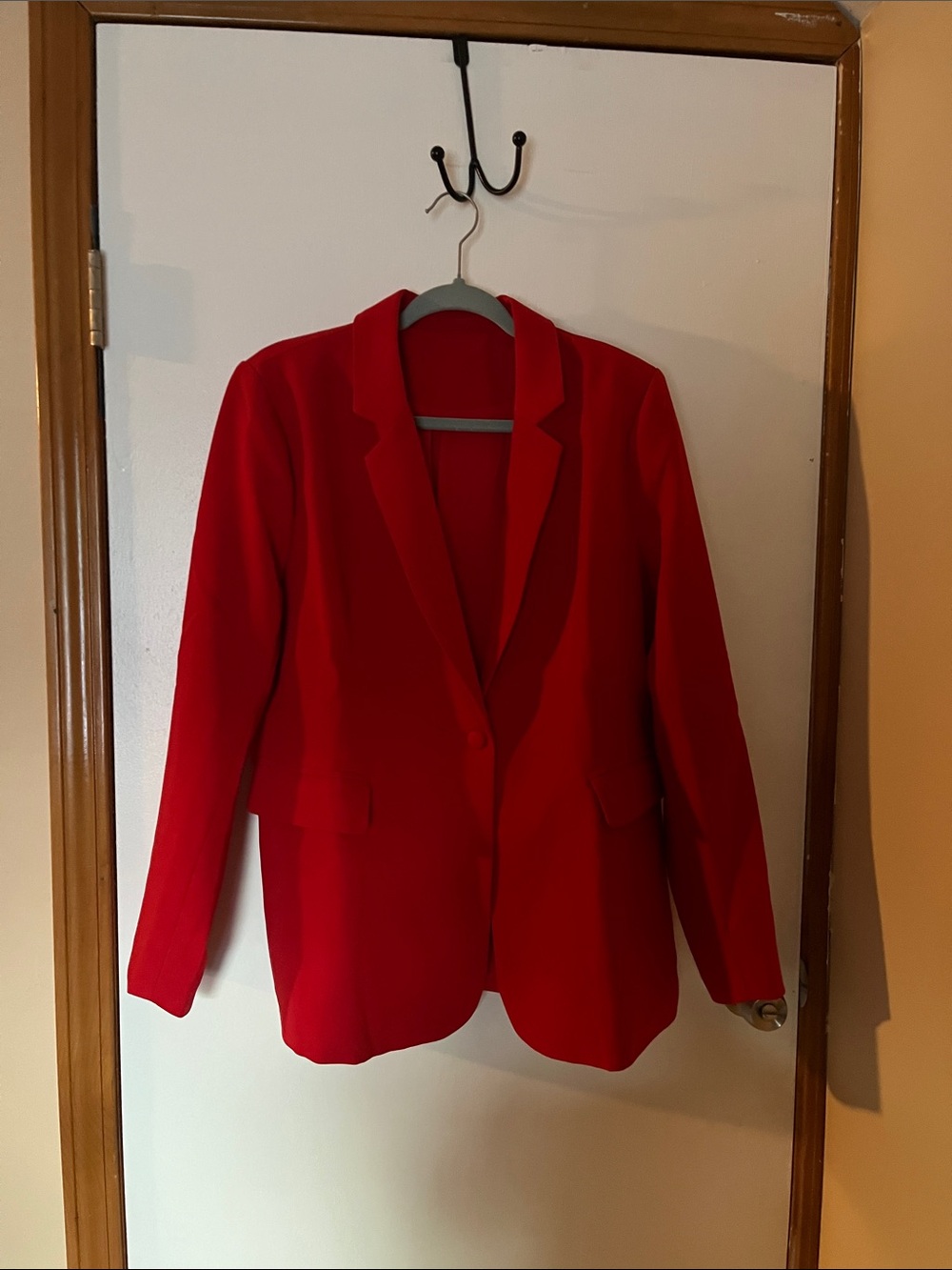 Women’s Red Single-Button Blazer Jacket